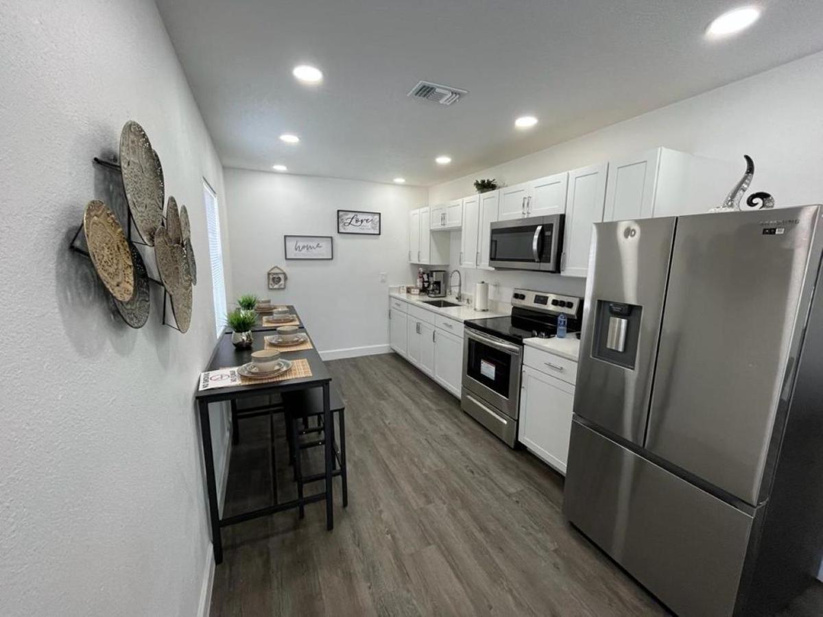 Incredible Comfortable Apartments Near The Airport And Beaches Tampa Exterior photo