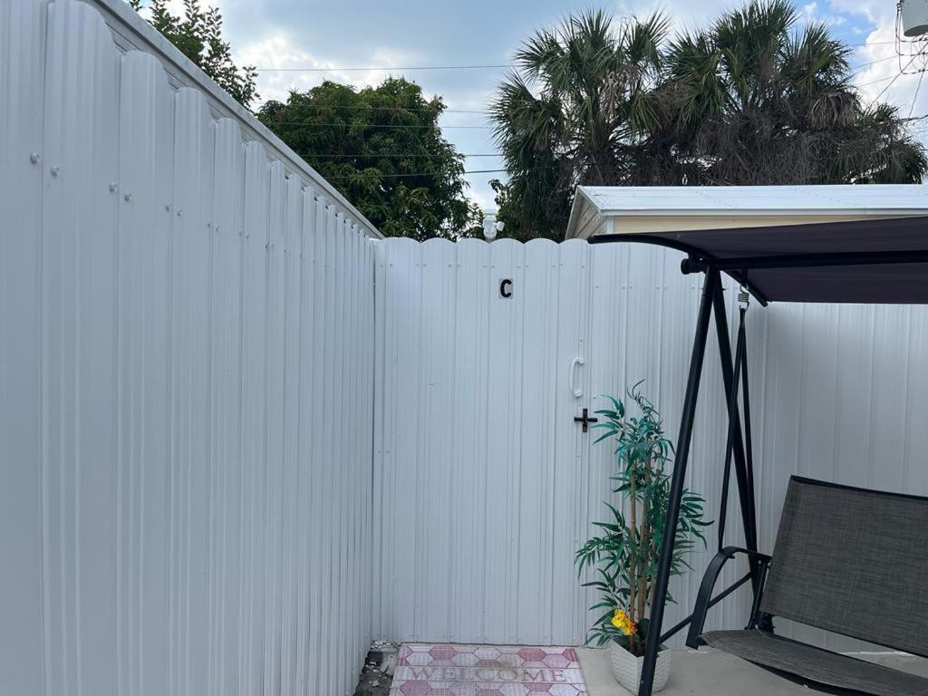 Incredible Comfortable Apartments Near The Airport And Beaches Tampa Exterior photo